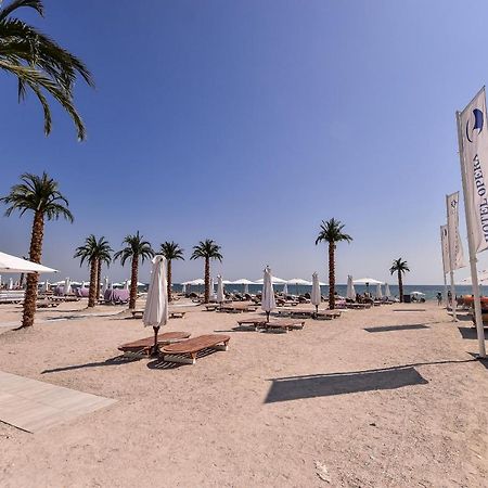 White Tower Private Apartment Beach View Mamaia Exterior foto