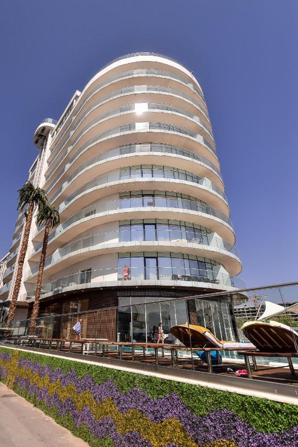 White Tower Private Apartment Beach View Mamaia Exterior foto