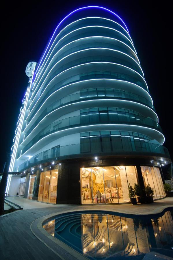 White Tower Private Apartment Beach View Mamaia Exterior foto